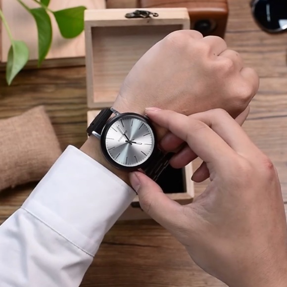 Luxury 100% Handmade Ebony Wood Quartz Watch - Picture 3 of 16